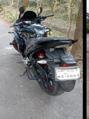 Suzuki Gixxer Dual Disc Dual Tone